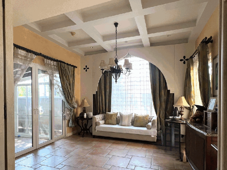 House with Shared Pool for rent in Bangnatrad